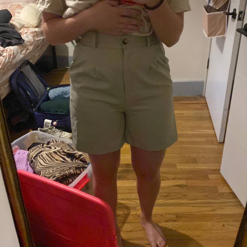 Mod ref high waisted gingham shorts size medium